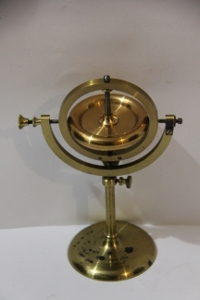 ~FINE AND COMPLETE GYROSCOPE-NEWTON & Co.~