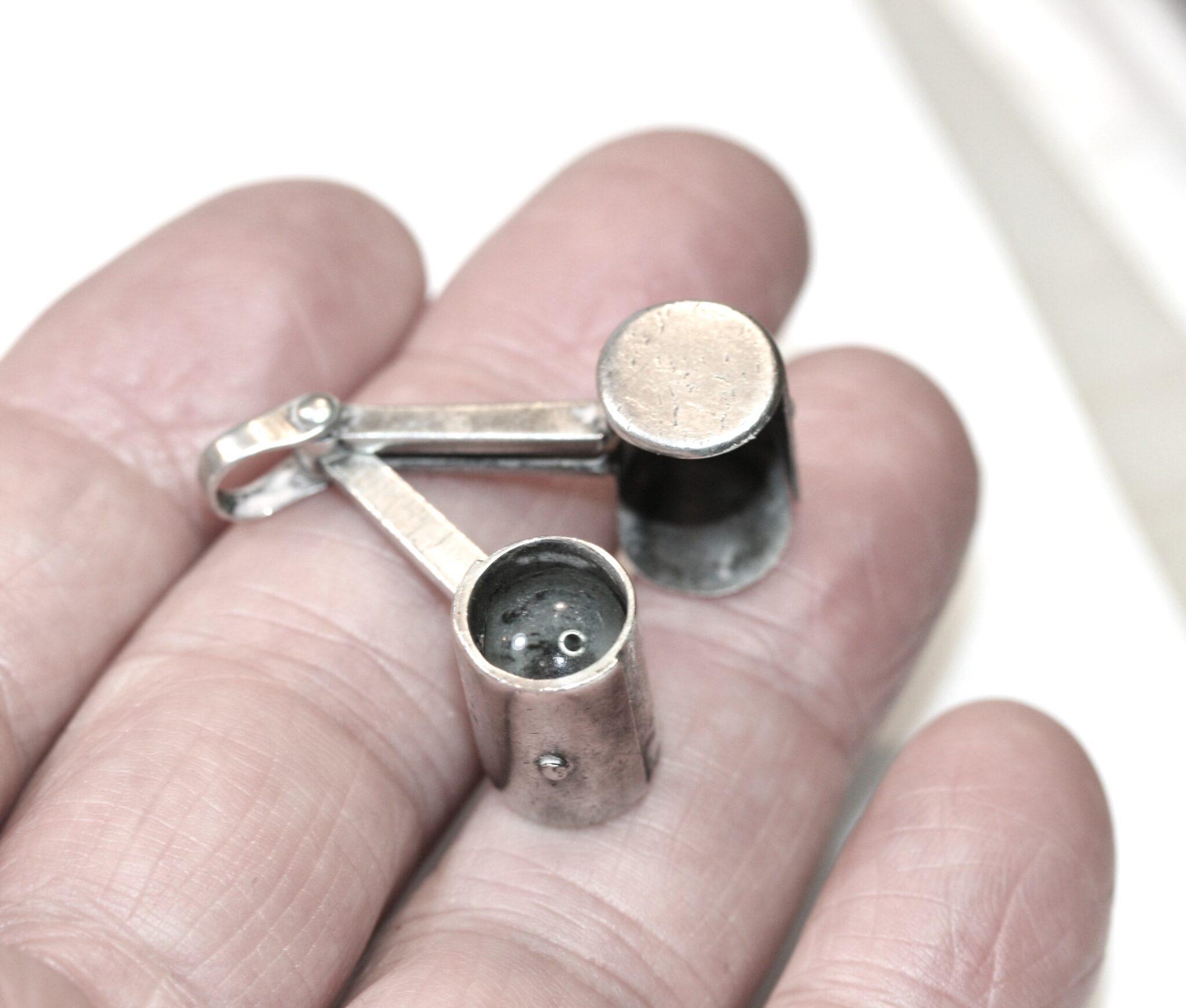 SILVER STANHOPE FOLDING MINIATURE MICROSCOPE MAGNIFYING GLASS, LENS GOOD, IMAGE SHARP,ALL GOOD.