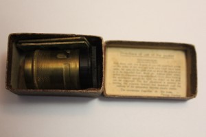 ~GOOD POCKET SLIDE VIEWER/MICROSCOPE-CASED WITH SLIDES~