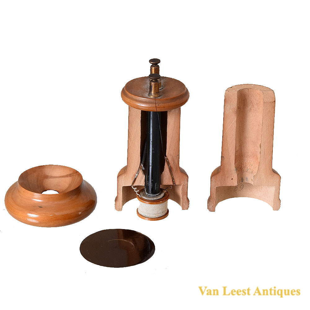 Early 20th century didactic telephone