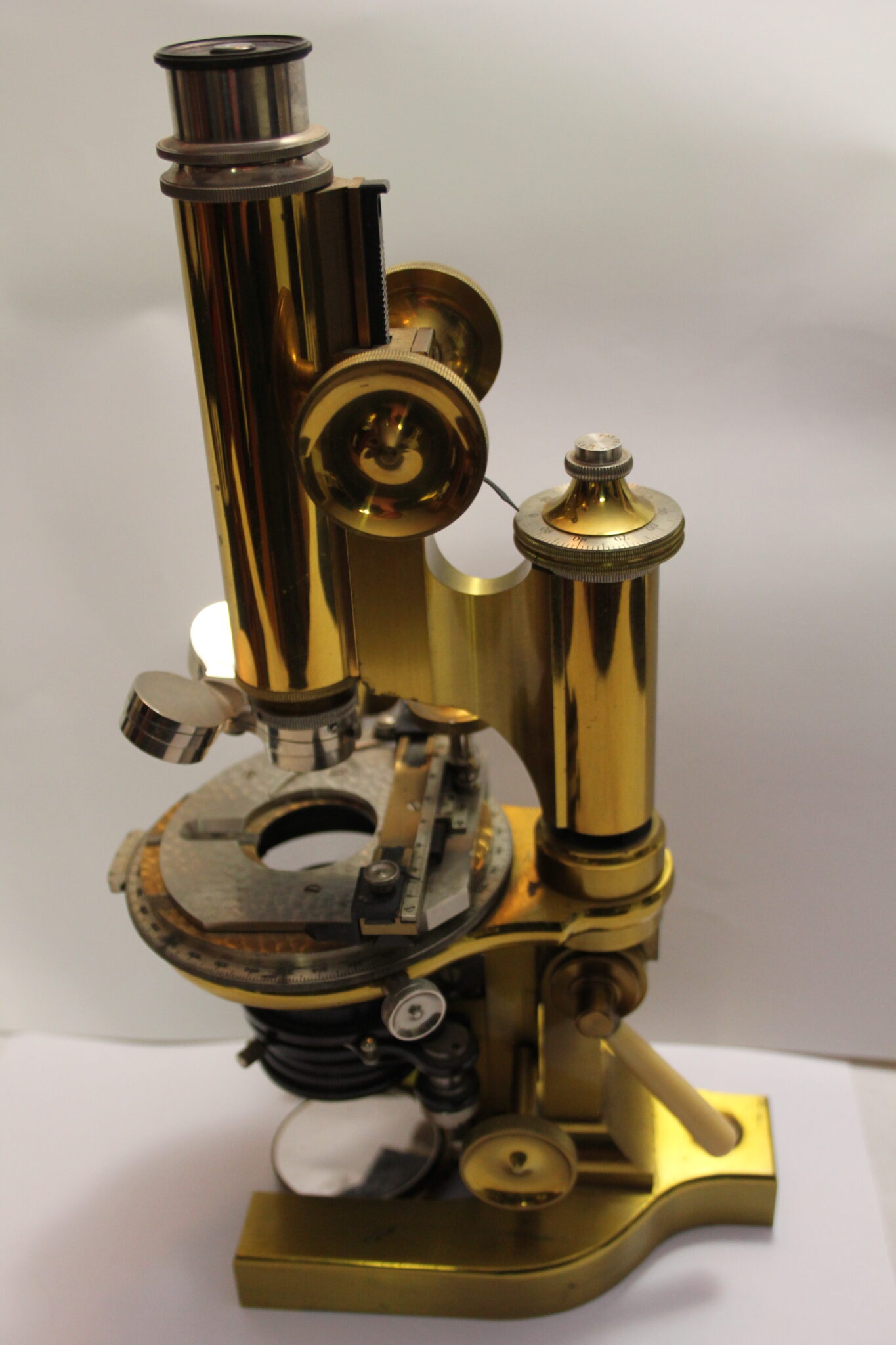 ~MINT BAUSCH and LOMB CONTINENTAL MODEL CCDS c. 1900~