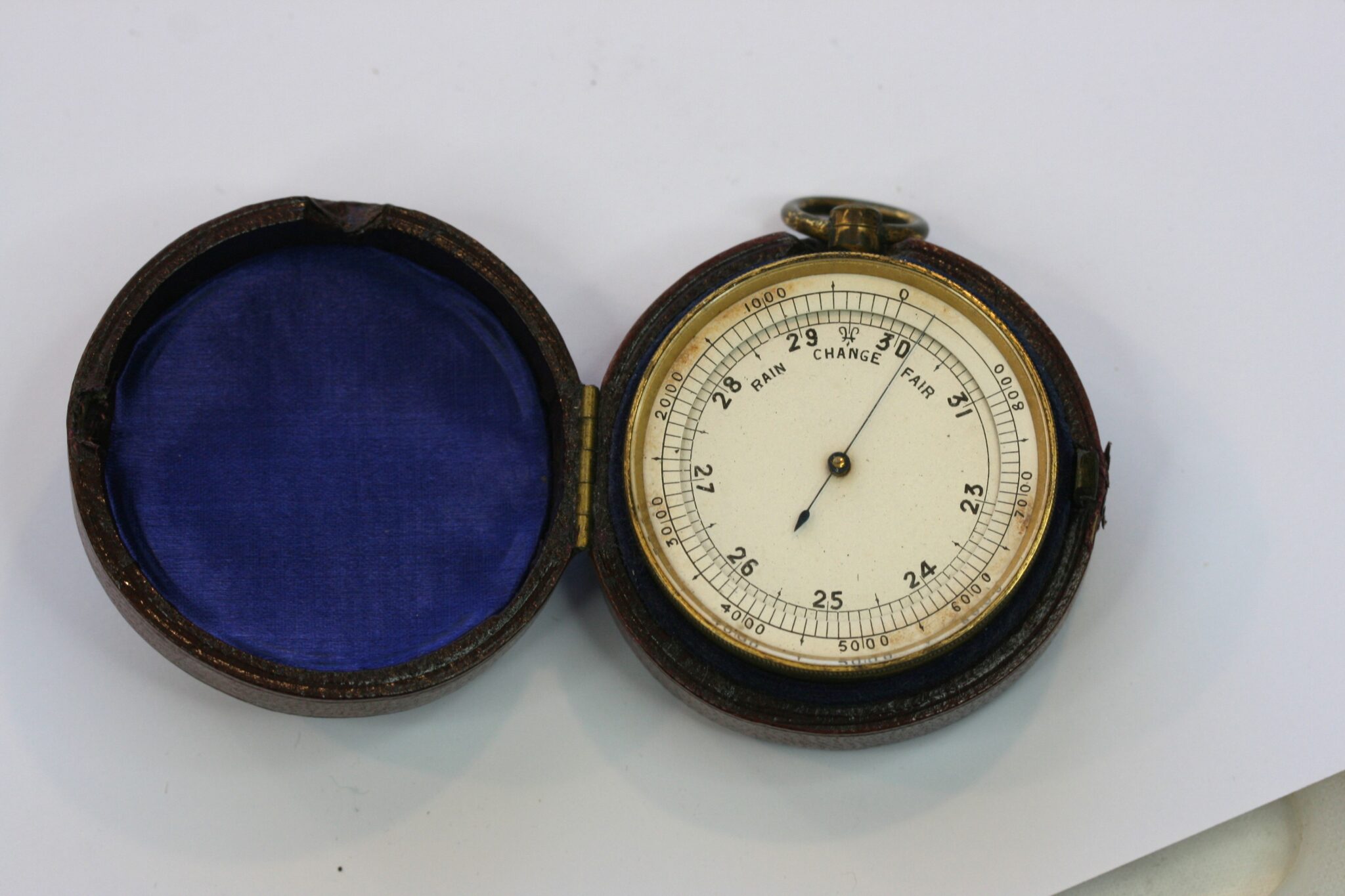 GOLD PLATED  WORKING ( polythene test ) POCKET BAROMETER WITH ORIG. CASE, GOOD COND.