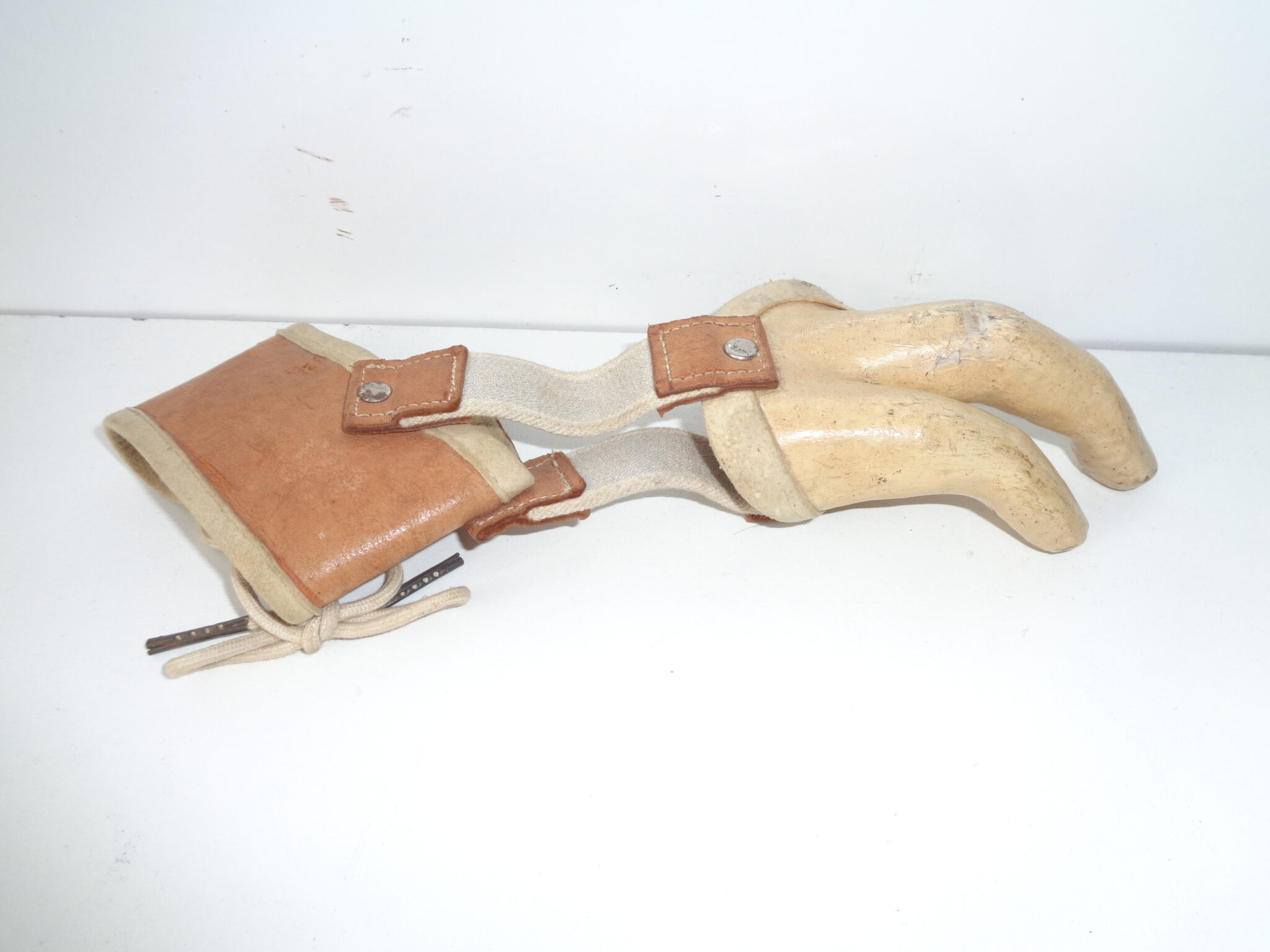 Prosthesis ot two fingers medical item