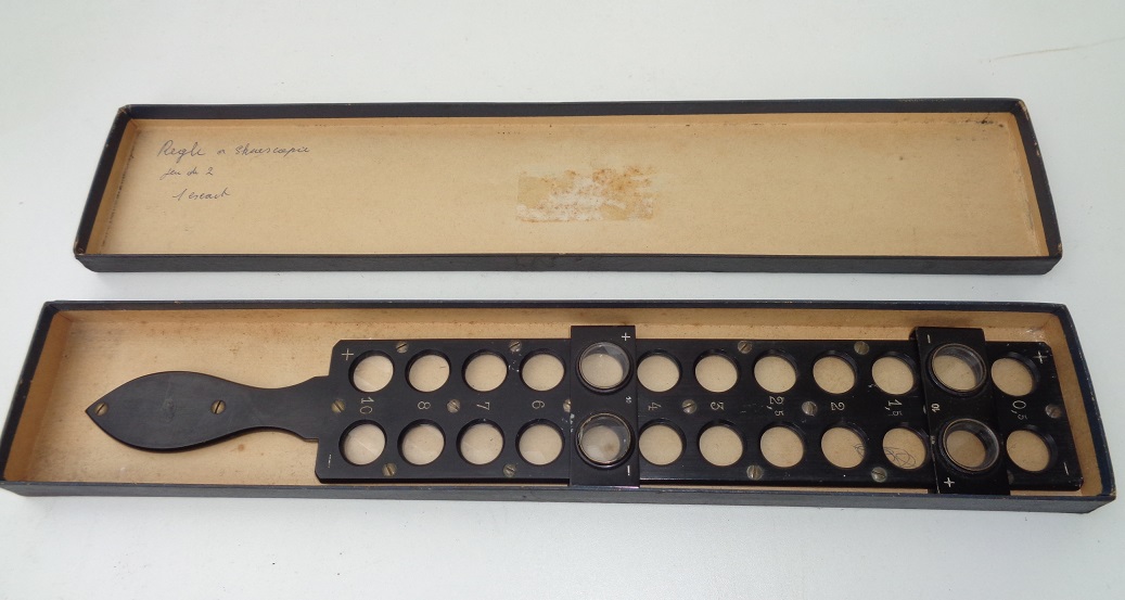 Antique optometrist’s skiascope rack French ca 1900