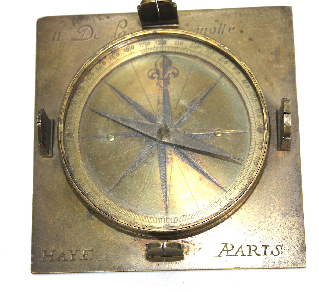Late 17Th Century Surveying Compass with four Pinnules Signed HAYE A PARIS