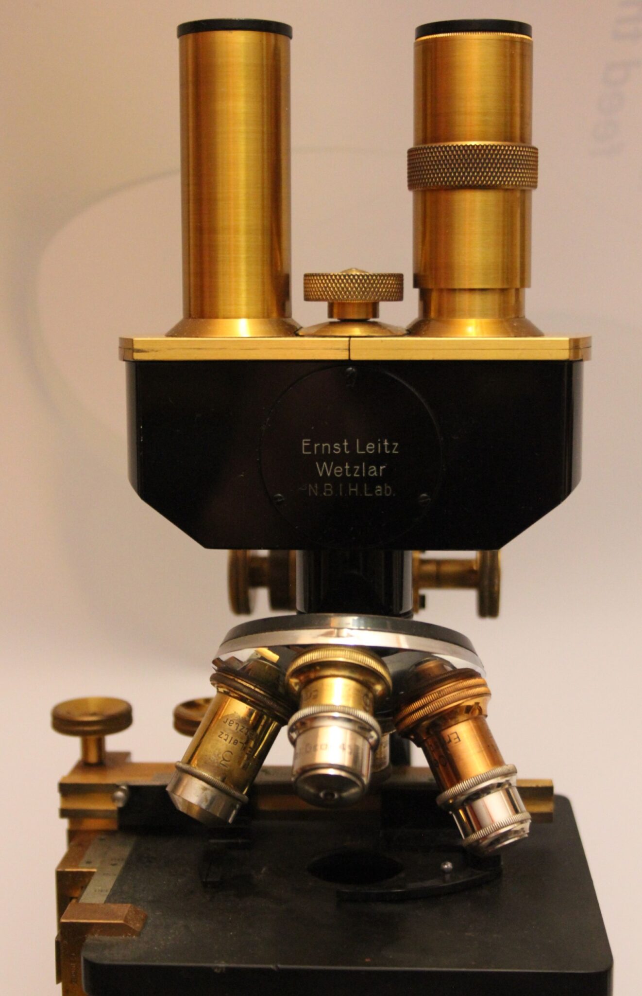 ~FINE LEITZ BINOCULAR MICROSCOPE c. 1930~