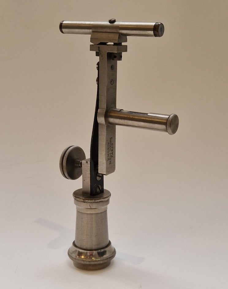 One of the smallest telescope level, the Boyelle-Morin level with dioptric collimator, circa 1900