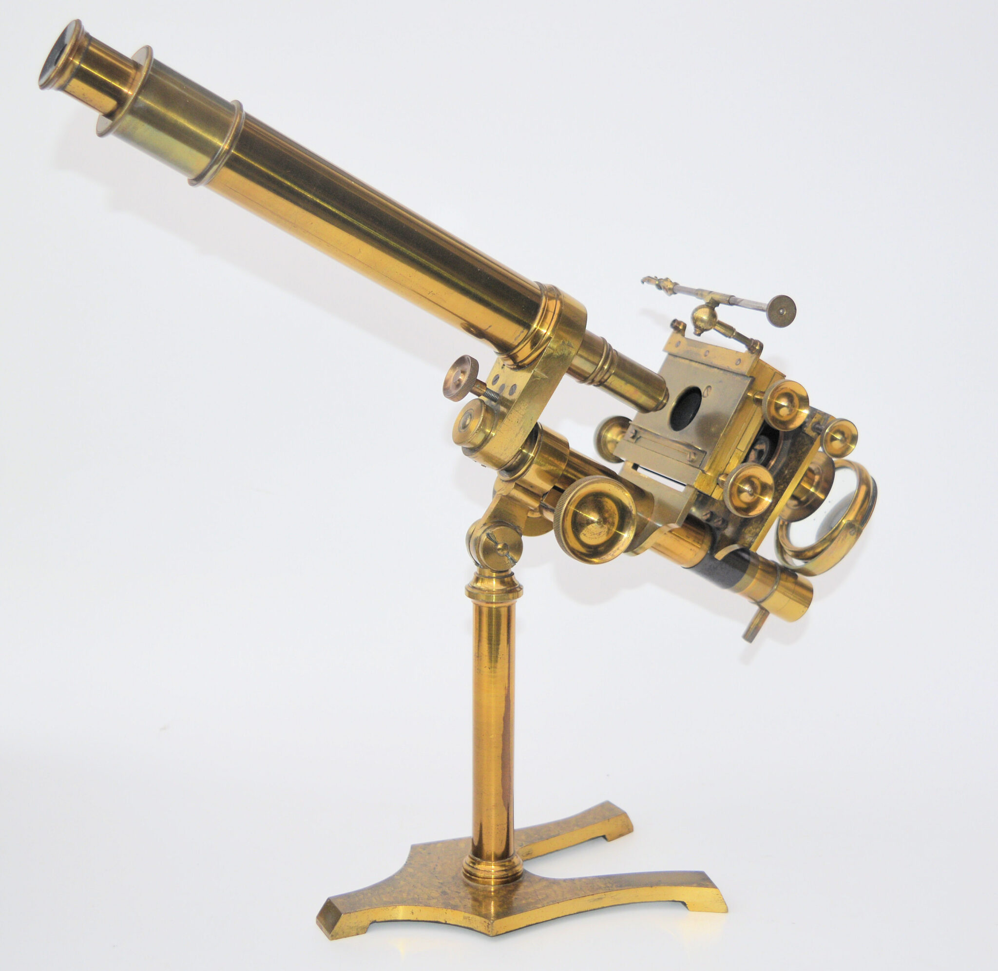 SOLD – large monocular microscope in case.