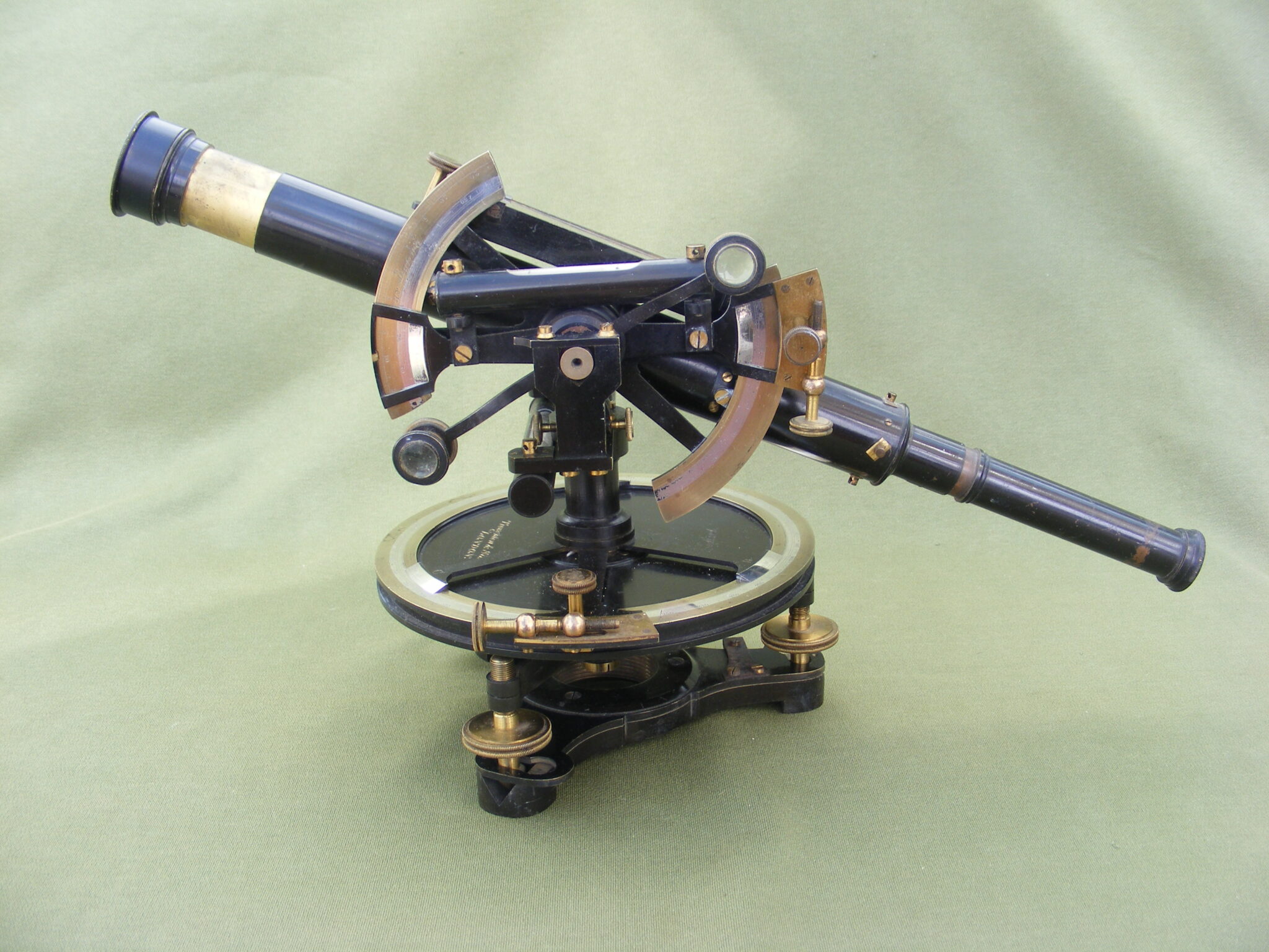 TROUGHTON & SIMMS EVEREST THEODOLITE