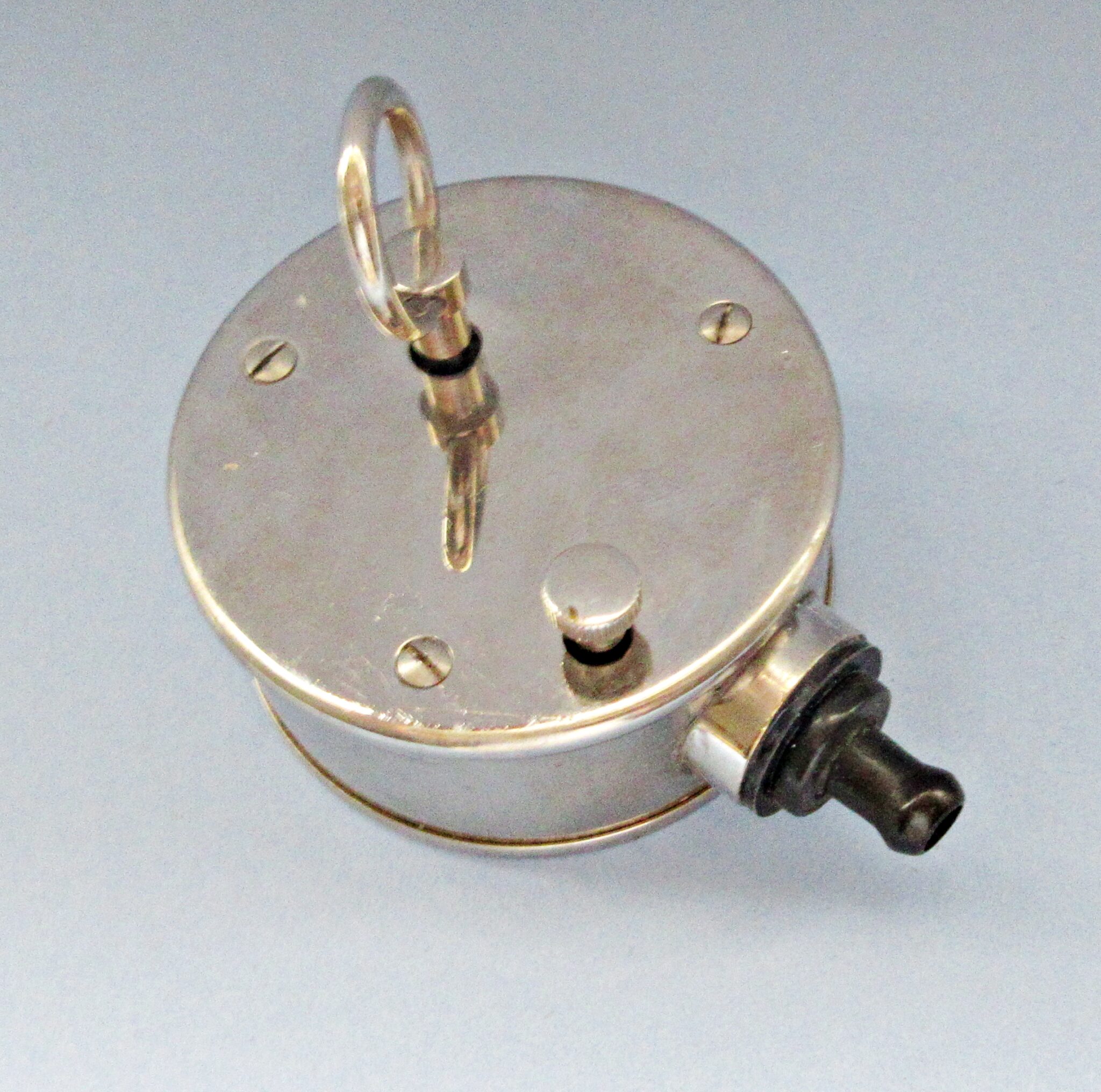 Larm Apparatus for Hearing Testing