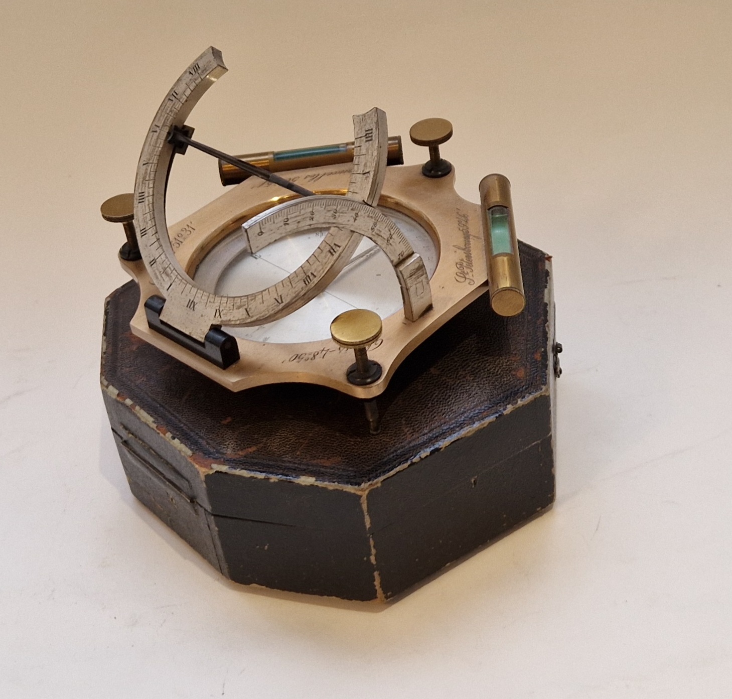 A rare large 5inch/13cm equinoctial sundial, France, late 19th century