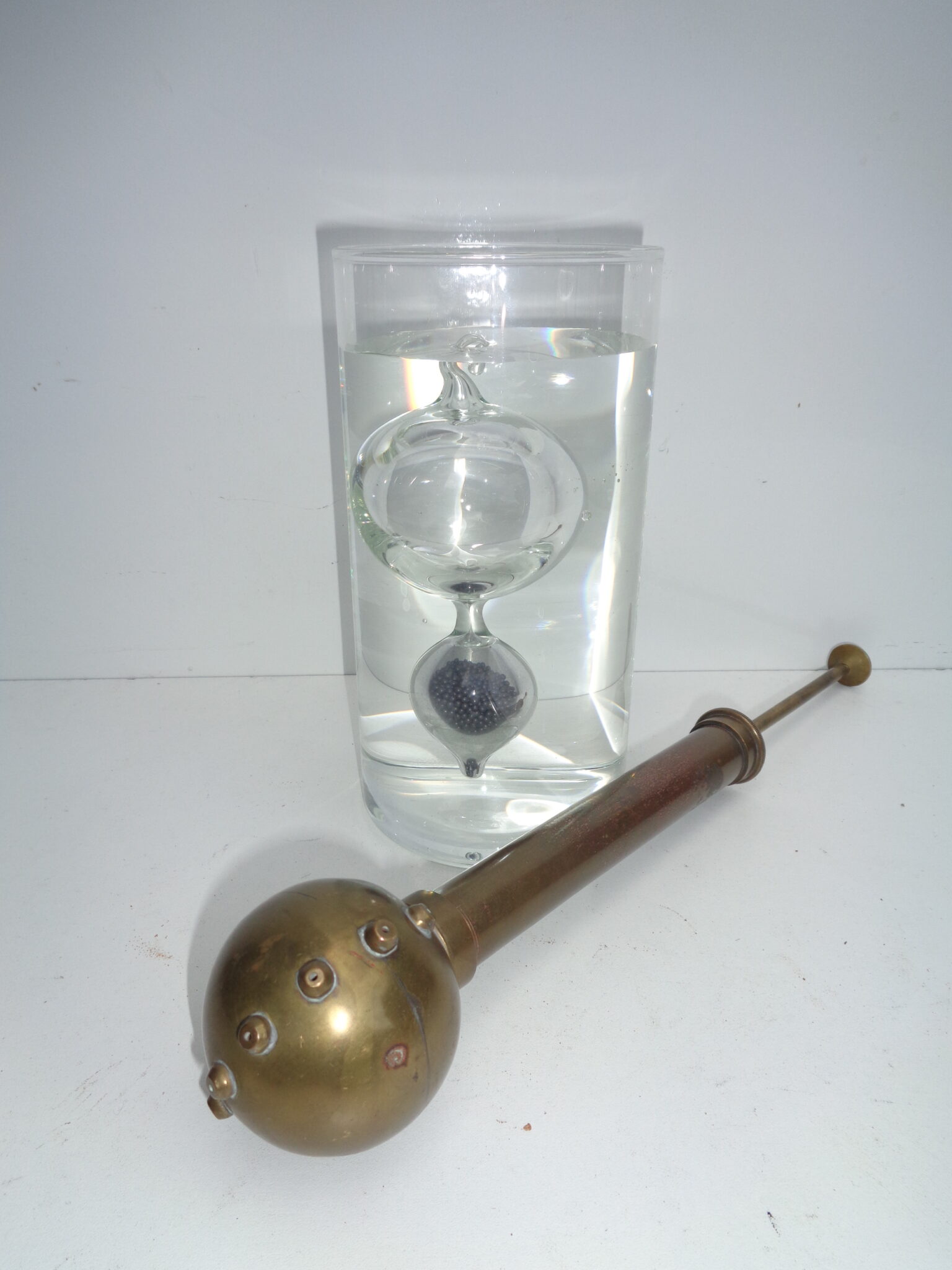 2 physics experiments instruments Pascal and Archimedes ca 1930