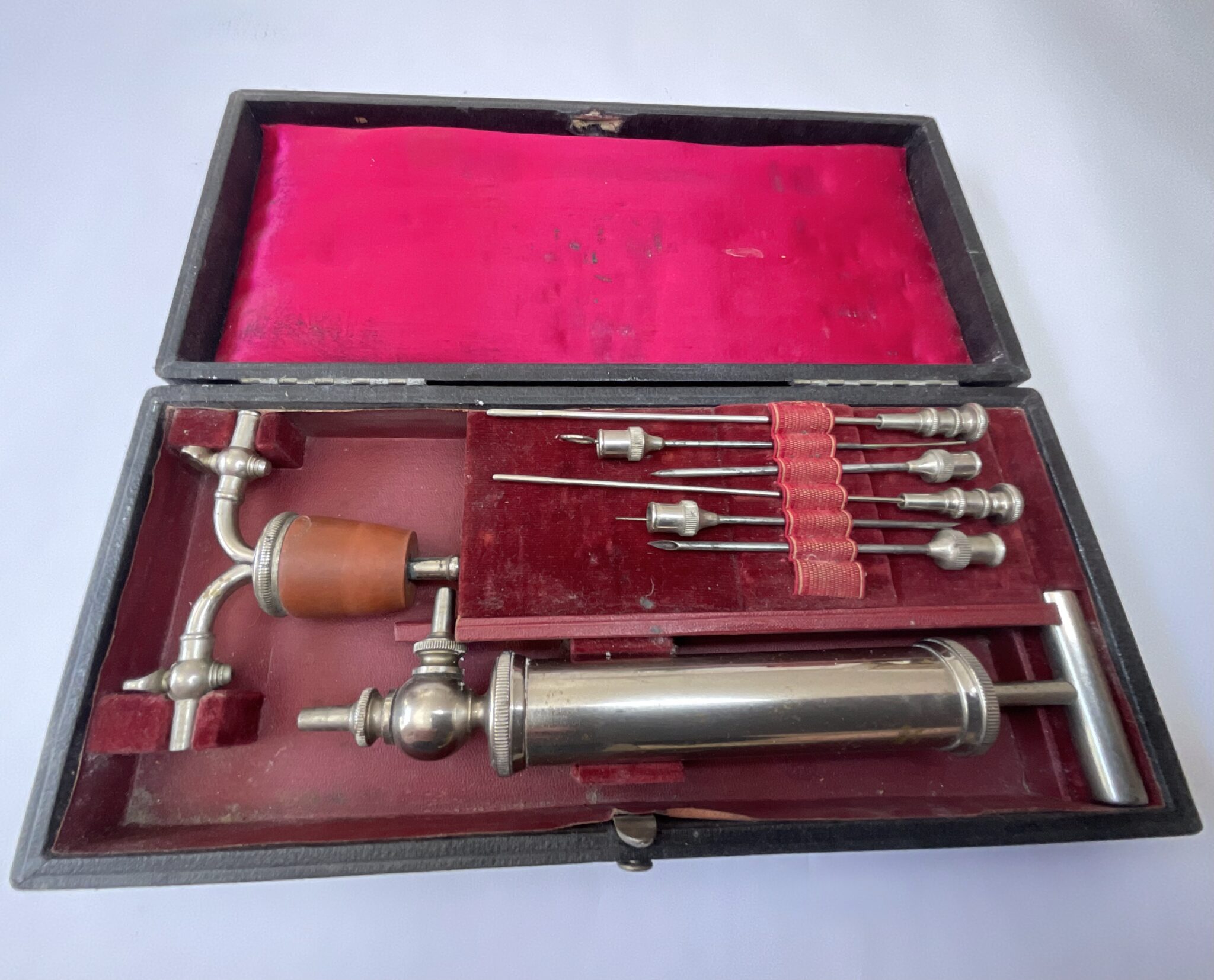 Antique cased Delafoy Aspirator. Surgical, medical. 19th century.