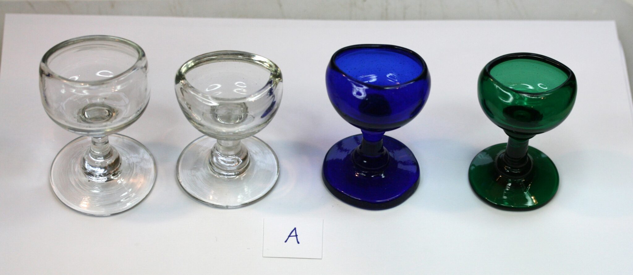 4 x HAND BLOWN EYEBATH WITH  PONTILS,  ALL IN GOOD COND. NO CHIPS  (A)