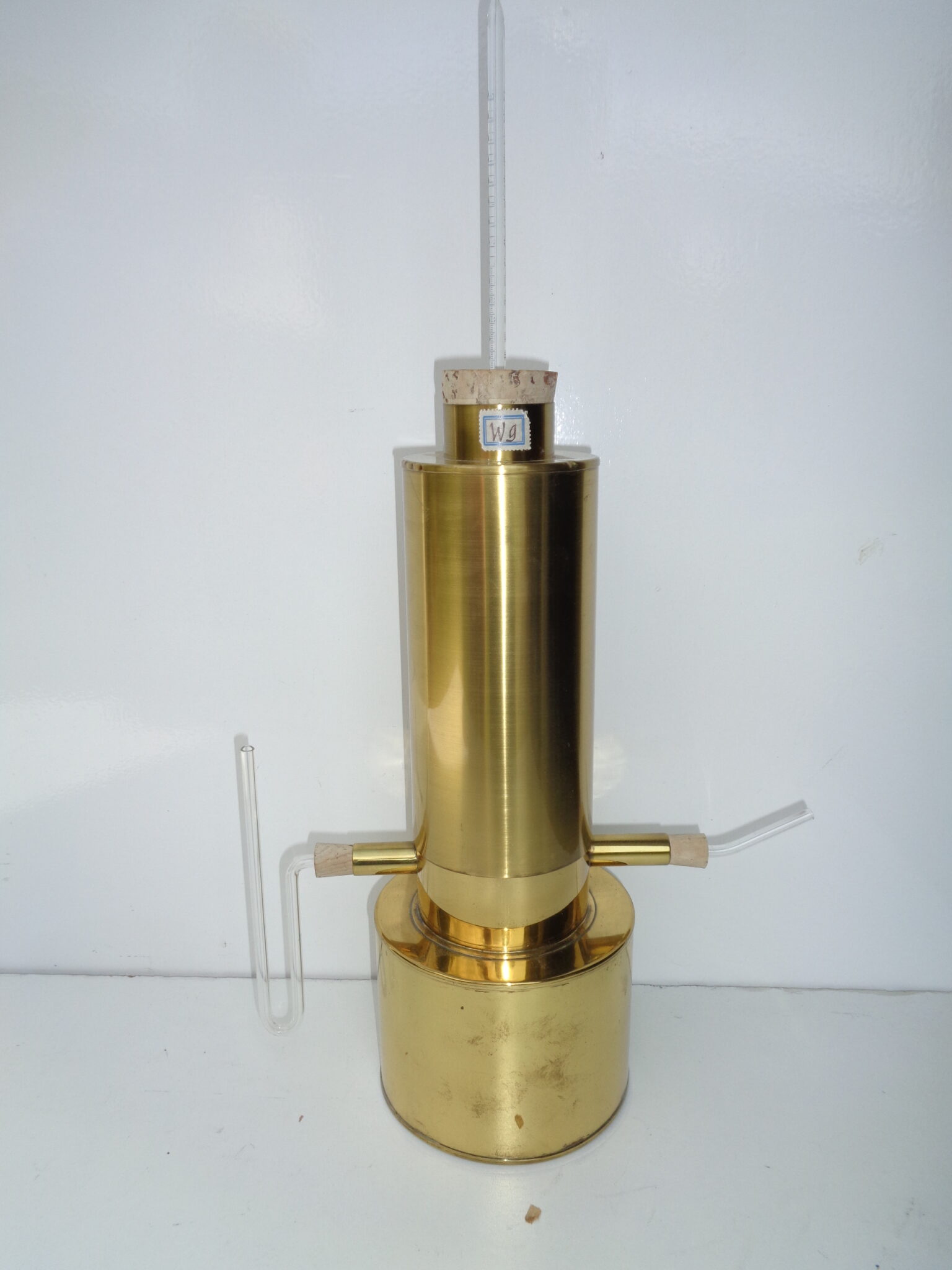 Apparatus for determining the boiling point on thermometers according to Regnault,