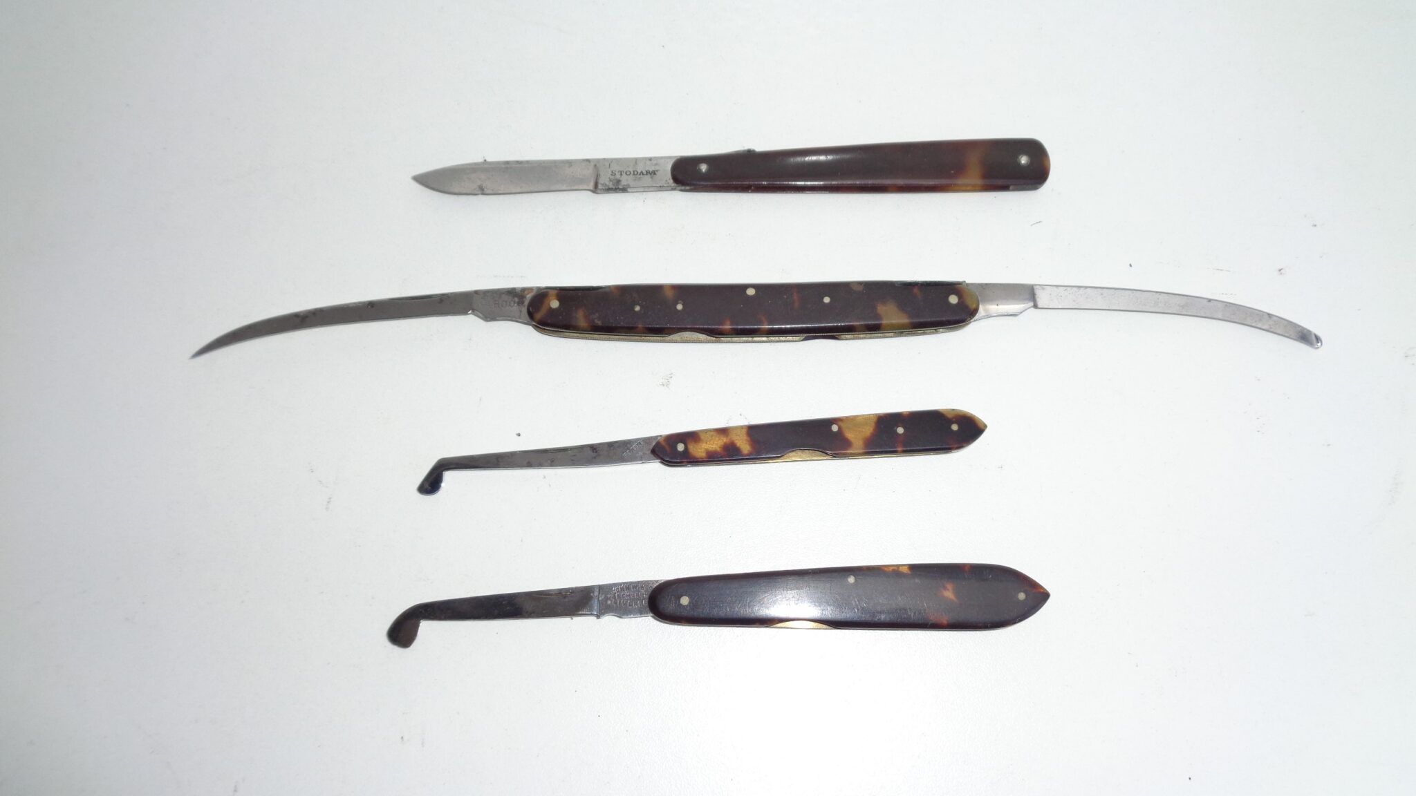 4 Early 19th century dental or surgical blades
