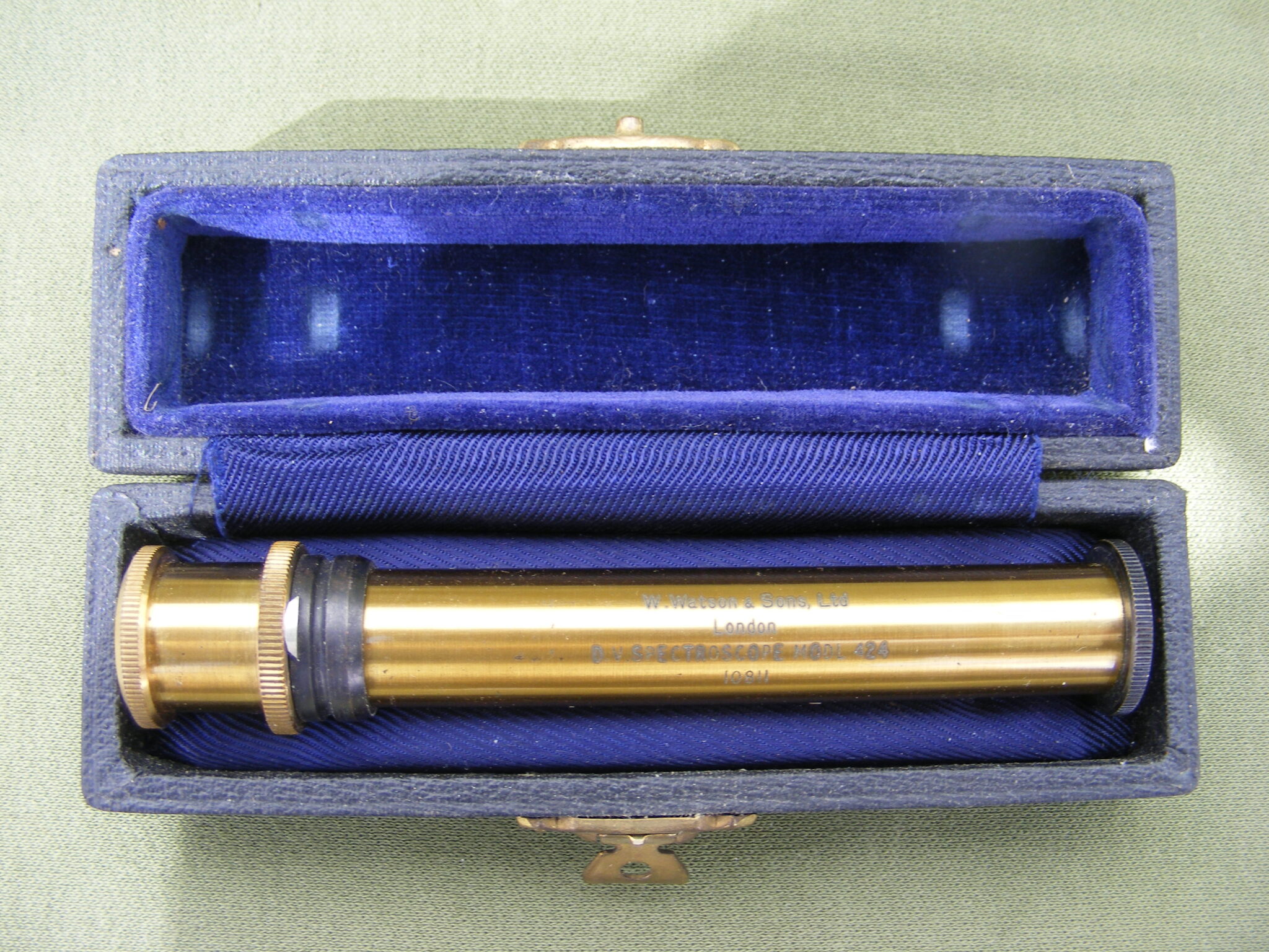 WATSONS DIRECT VISION SPECTROSCOPE