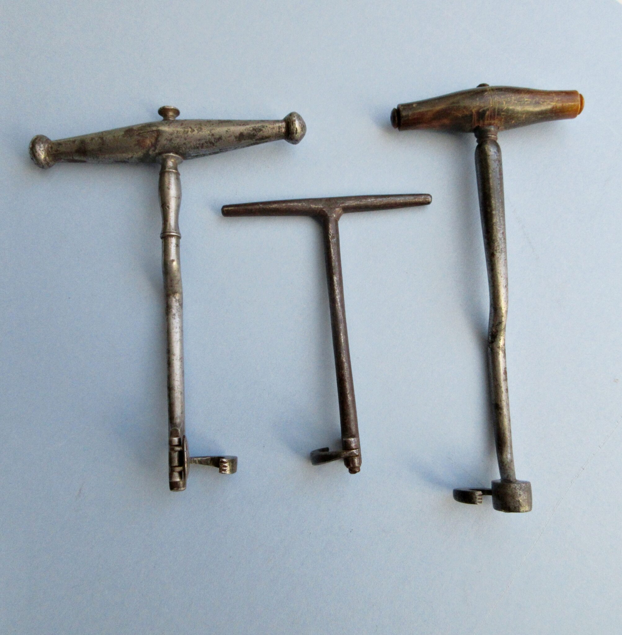 Three Tooth Keys