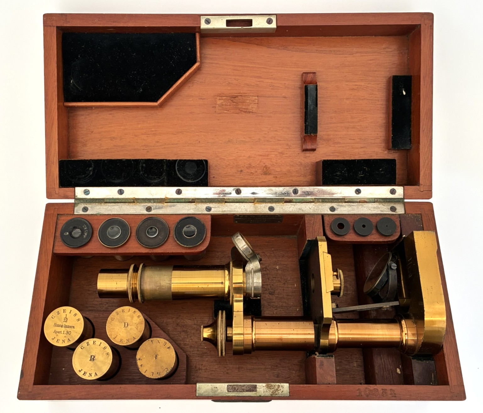 Carl Zeiss microscope Stand VII (1886)