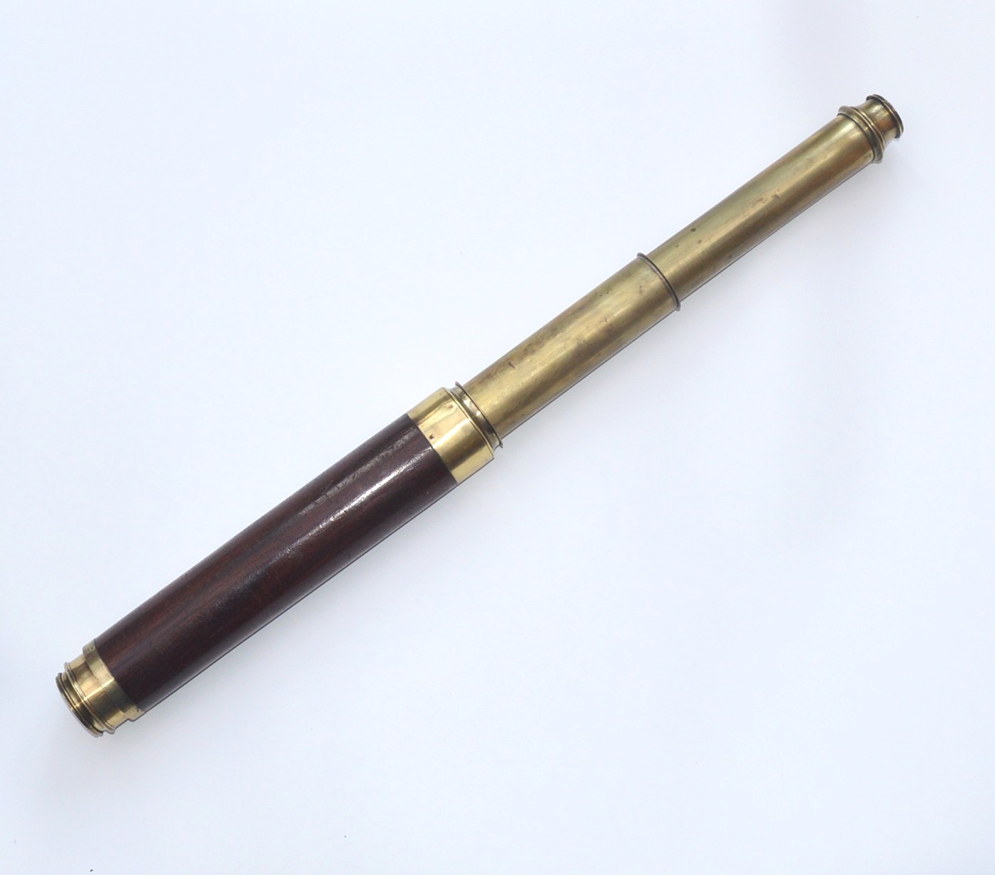 Two draw marine telescope – Parnell, London.