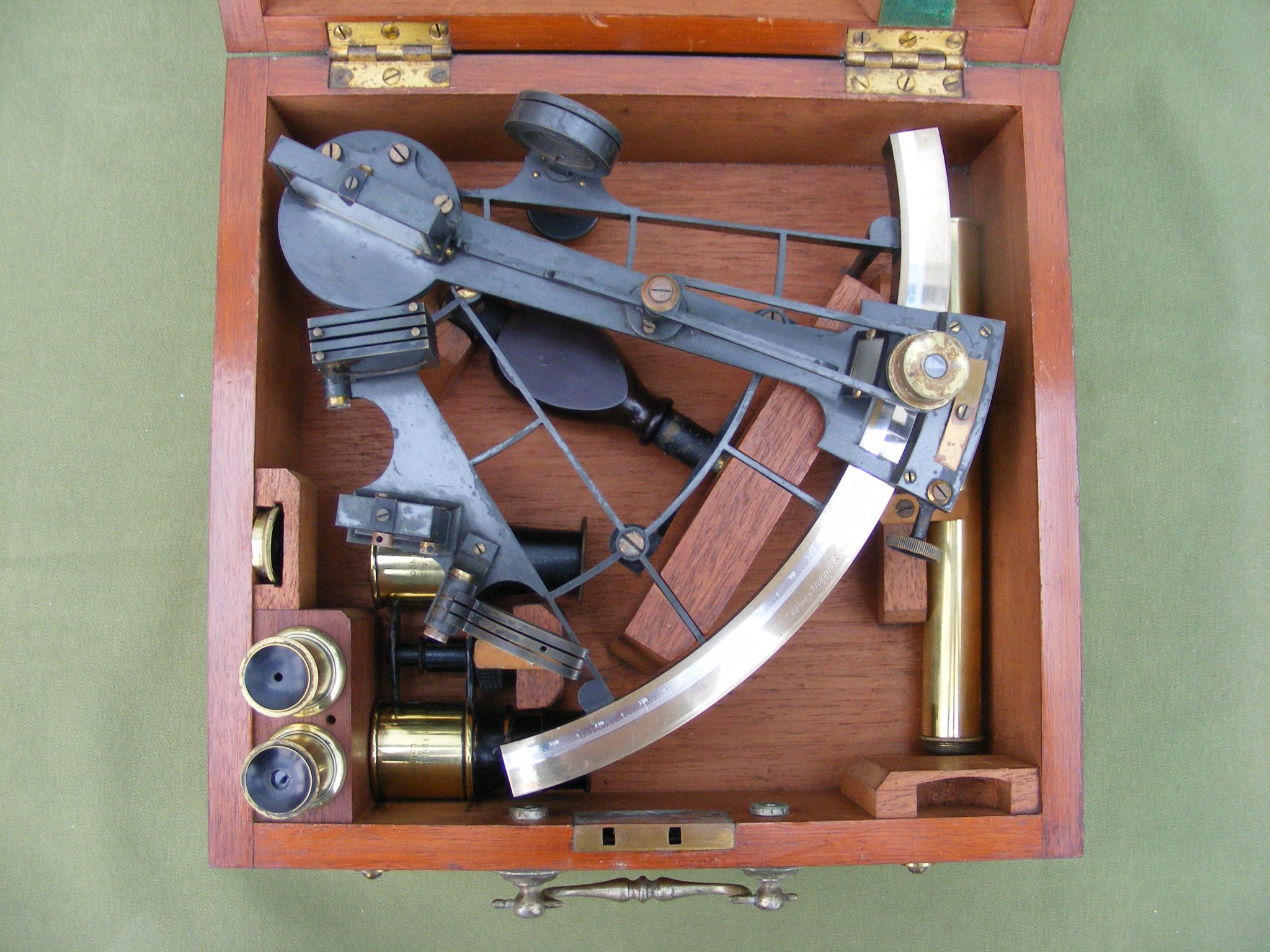 HENRY HUGHES LADDER FRAME SEXTANT