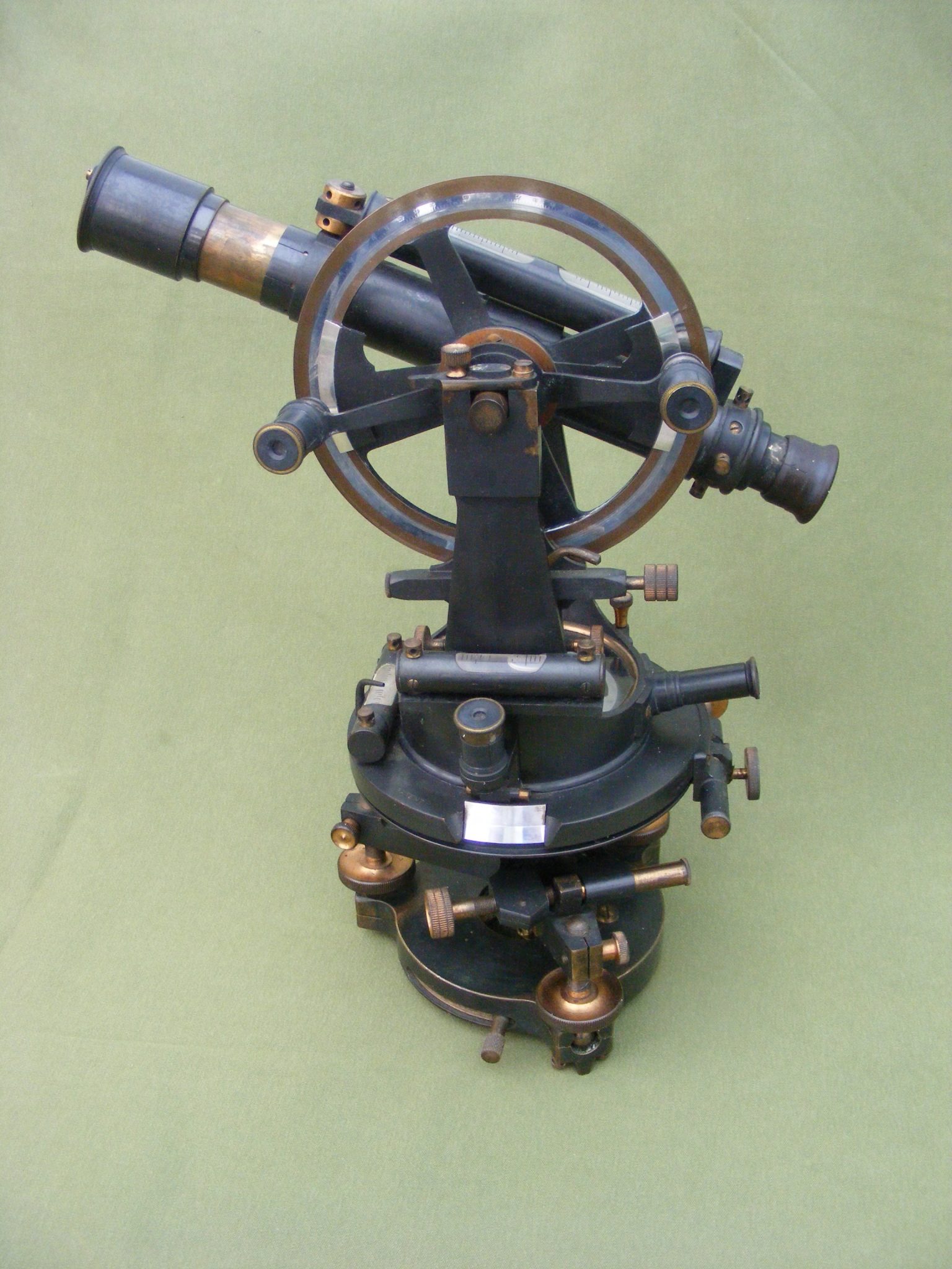 STANLEY 5′ INCH PATENT THEODOLITE