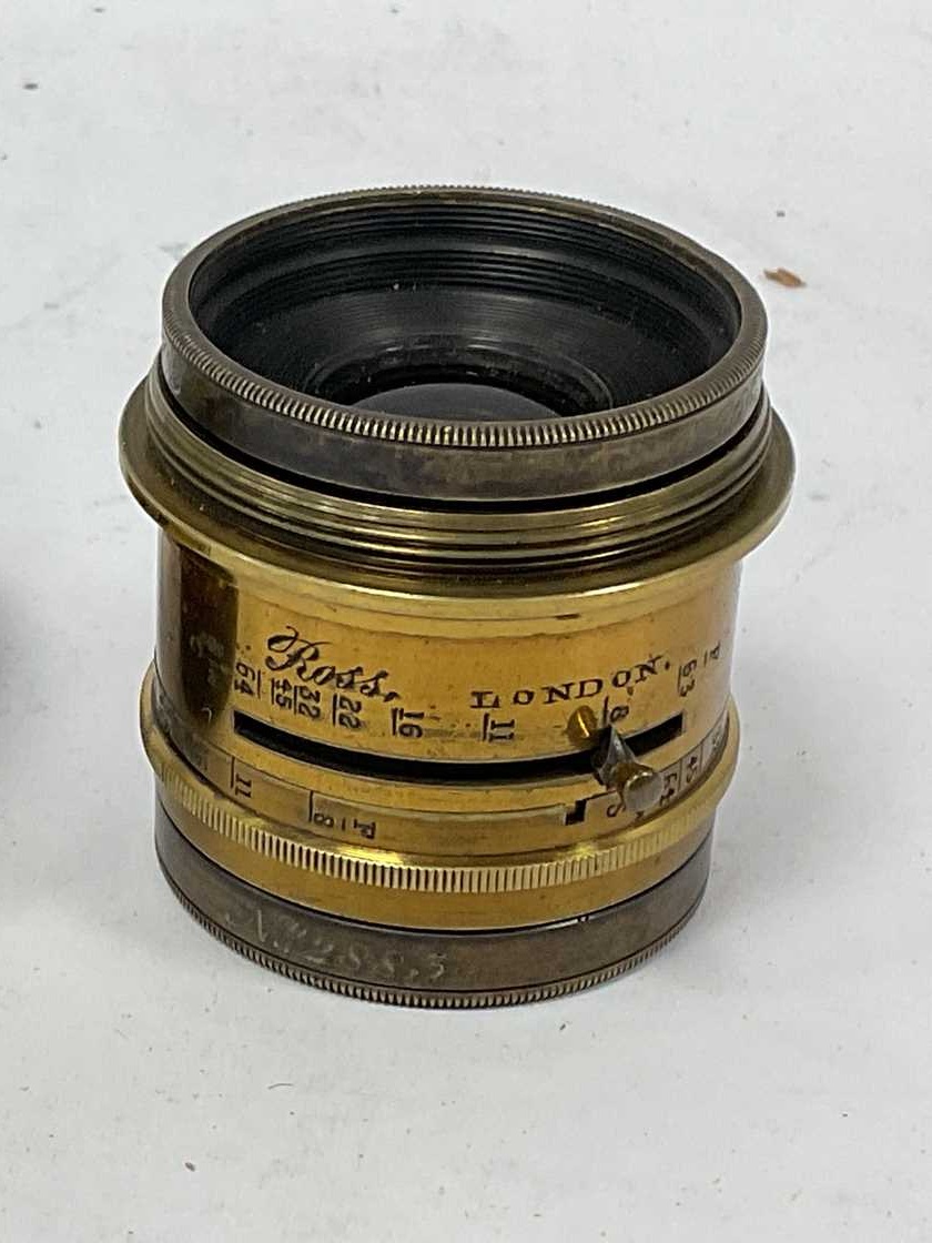 Antique Lens by Ross, London – Zeiss Convertible Antistigmat. with Iris & Case