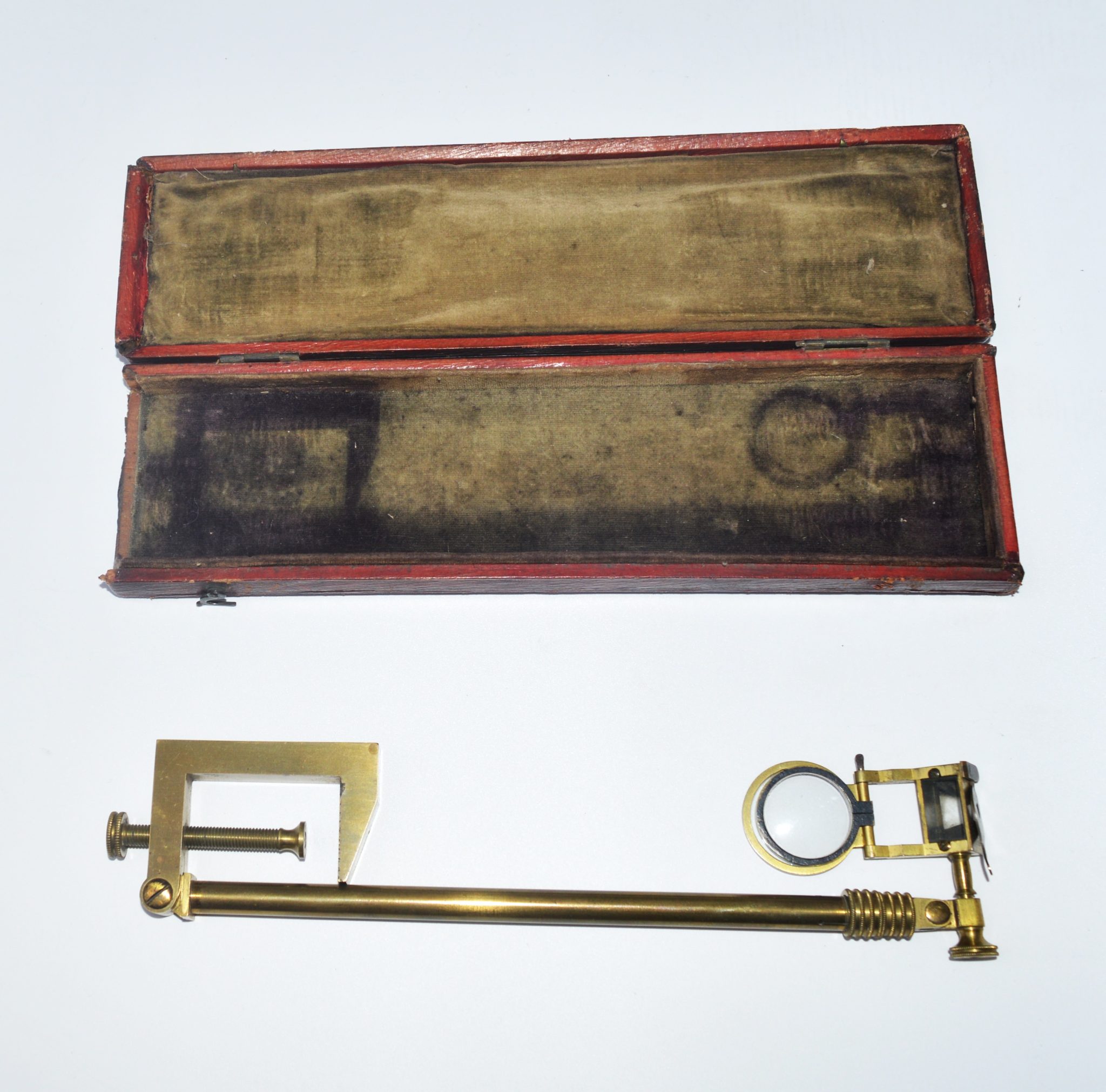 Camera lucida by Crichton.