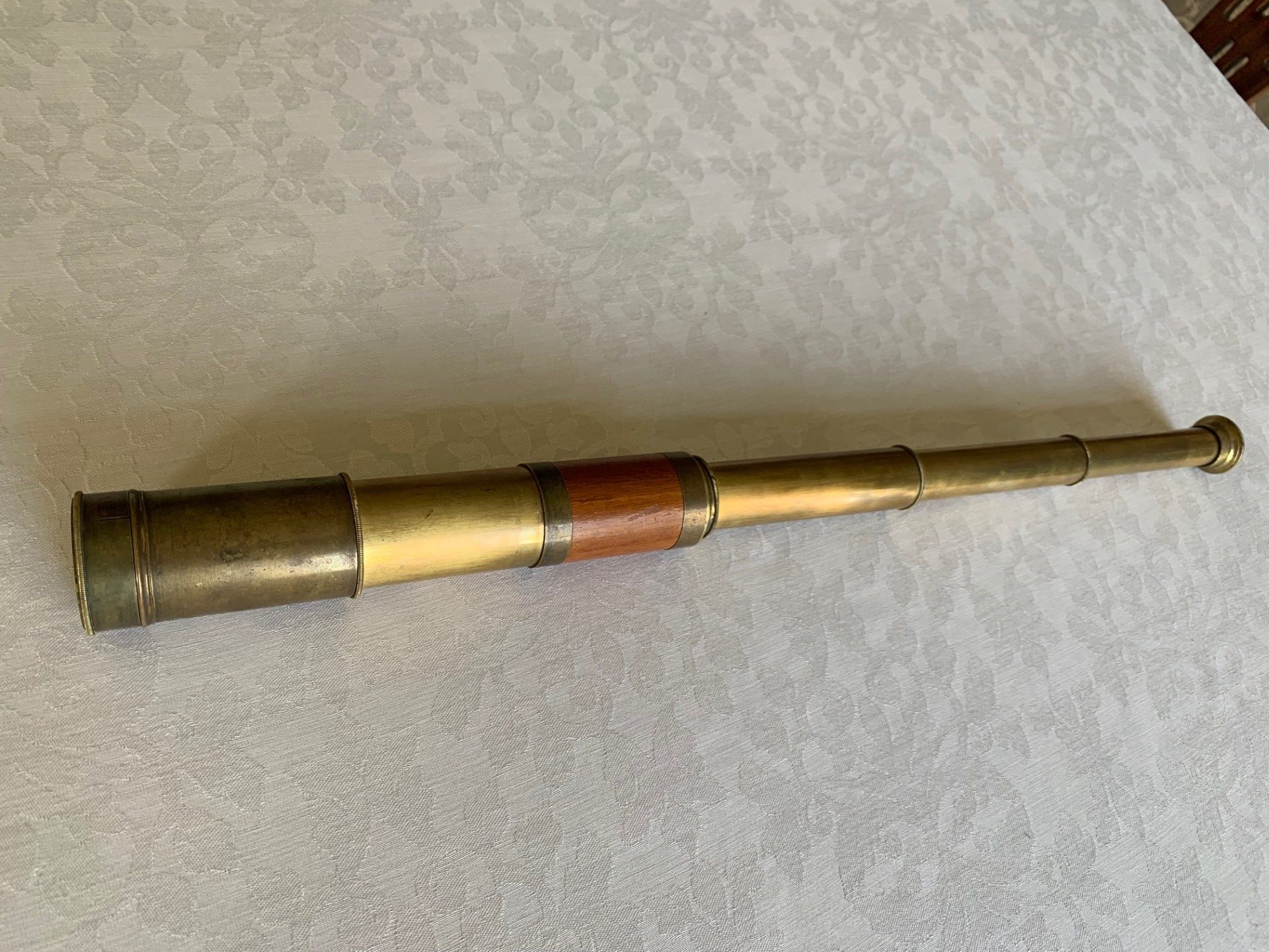 Antique Four Draw Brass & Wooden Telescope – Victorian Period – Unsigned