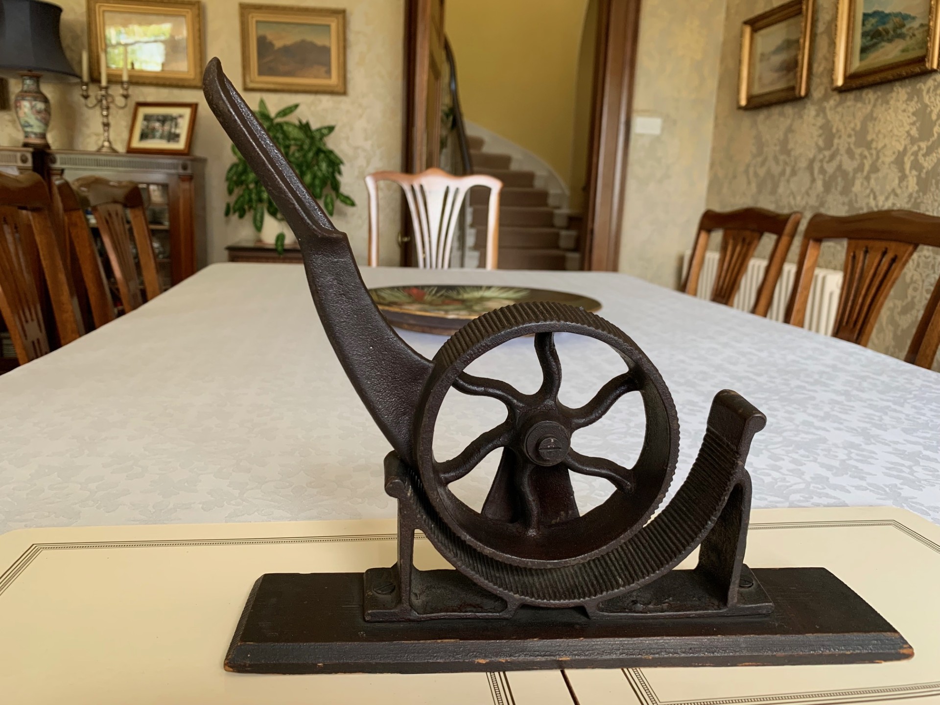 Vintage Cast Iron Cork Roller/Press – Apothecary/Pharmacy/Kitchenalia