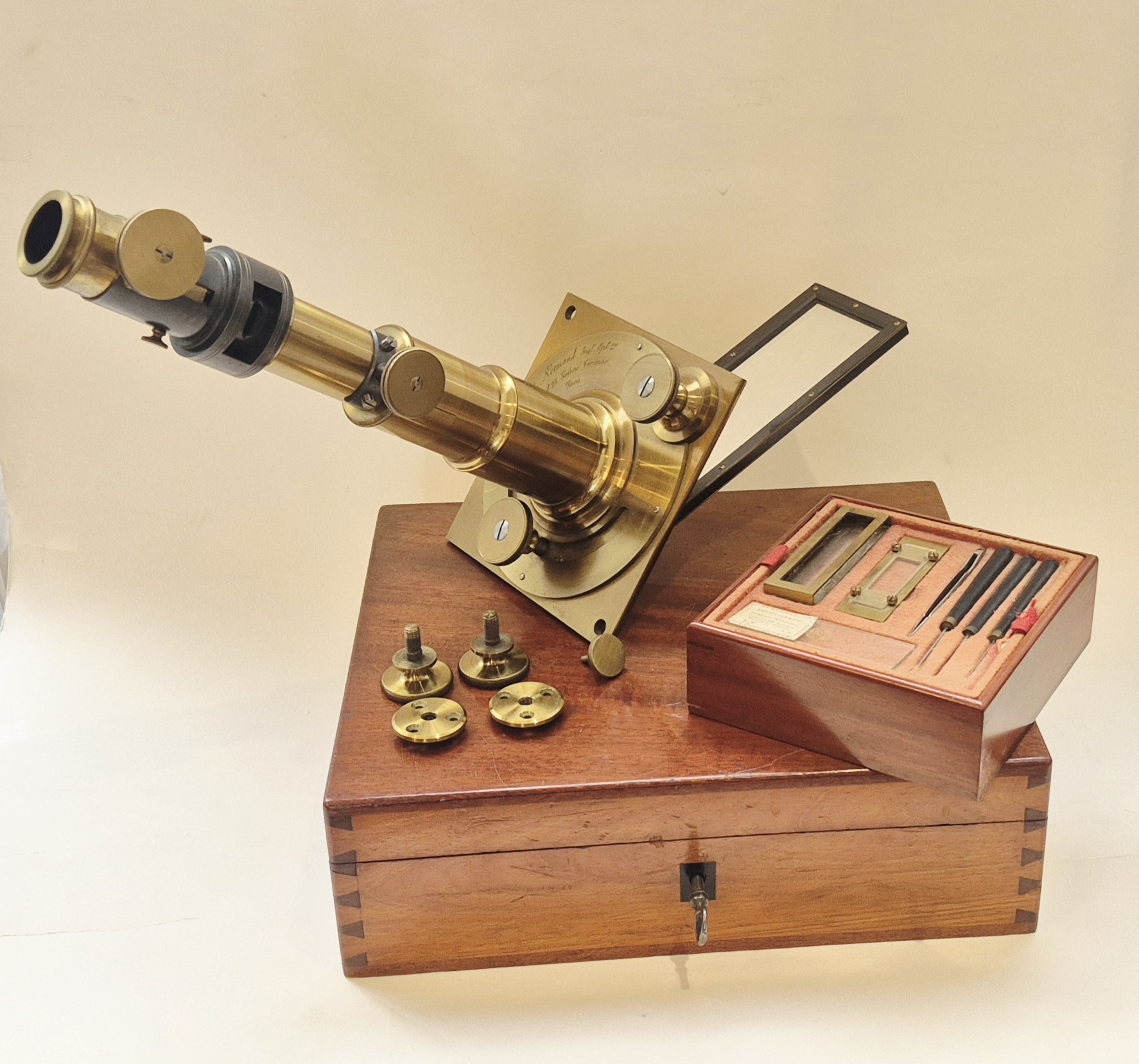 An unique solar microscope by Amédée Normand, pupil in the Chevallier company and successor of Soleil’s family, c. 1870