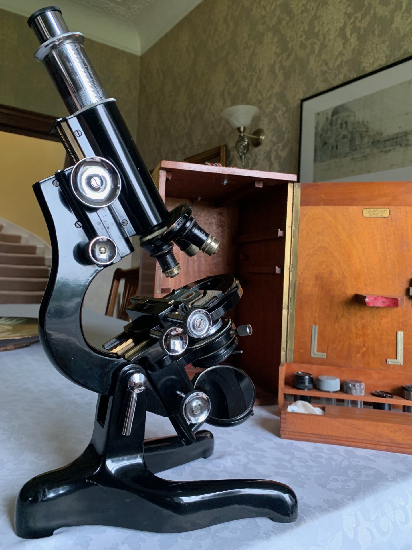 Vintage W. Watson & Sons Ltd, Bactil Monocular Microscope #86833 c1947, Cased