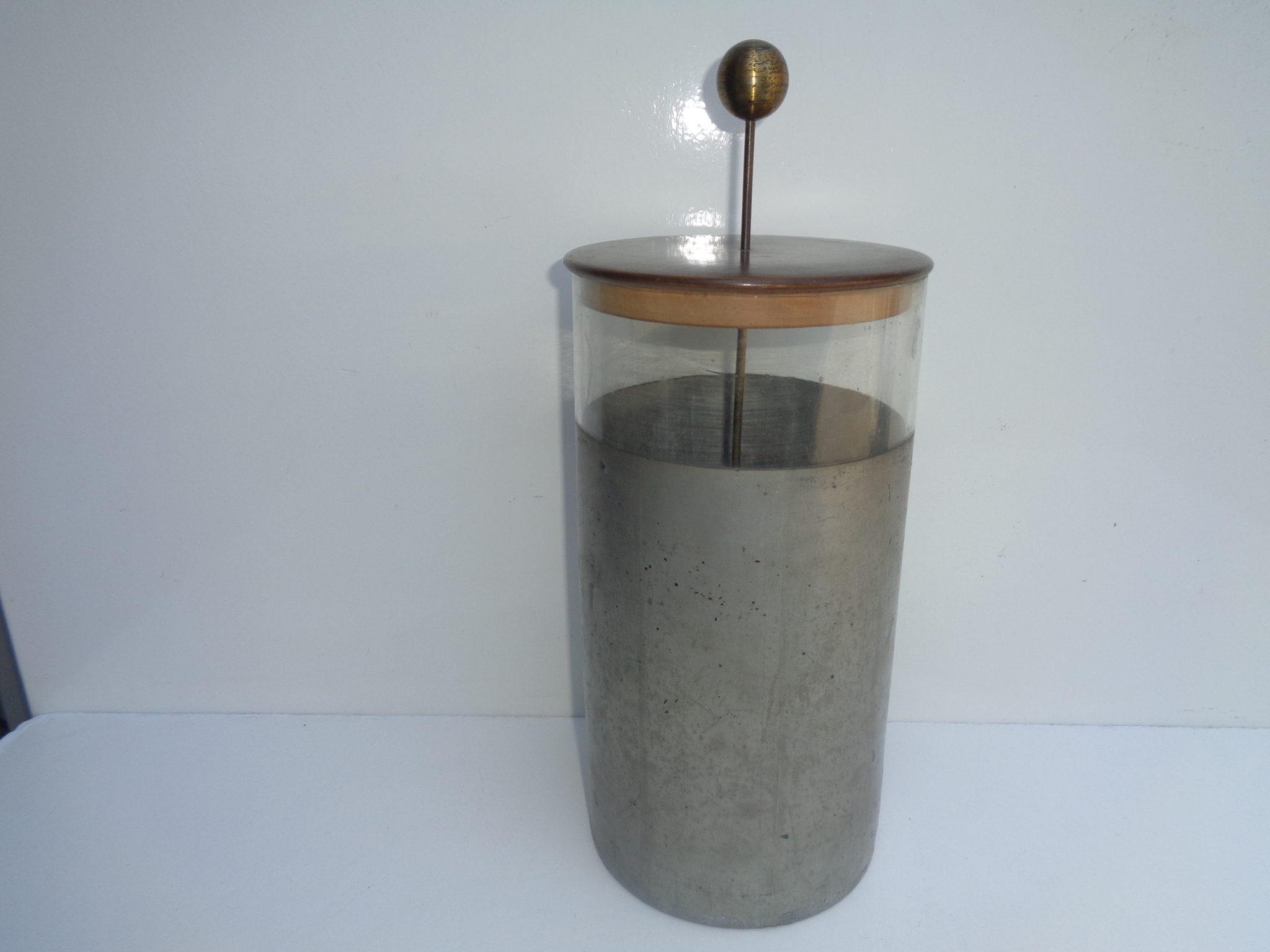 large Leyden jar , electricity battery ca 1890