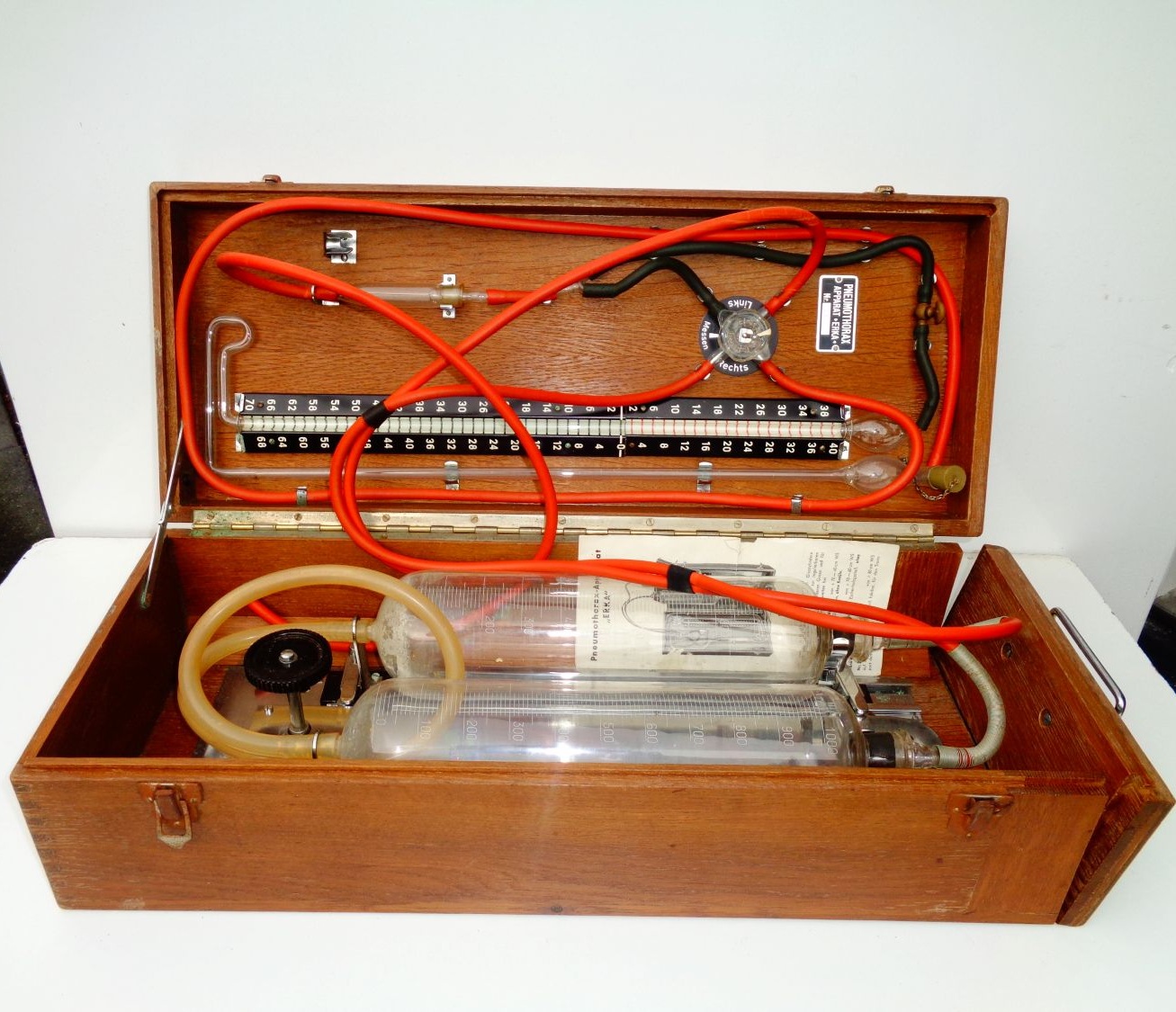 Medical ERKA Pneumothorax Apparatus ca 1935