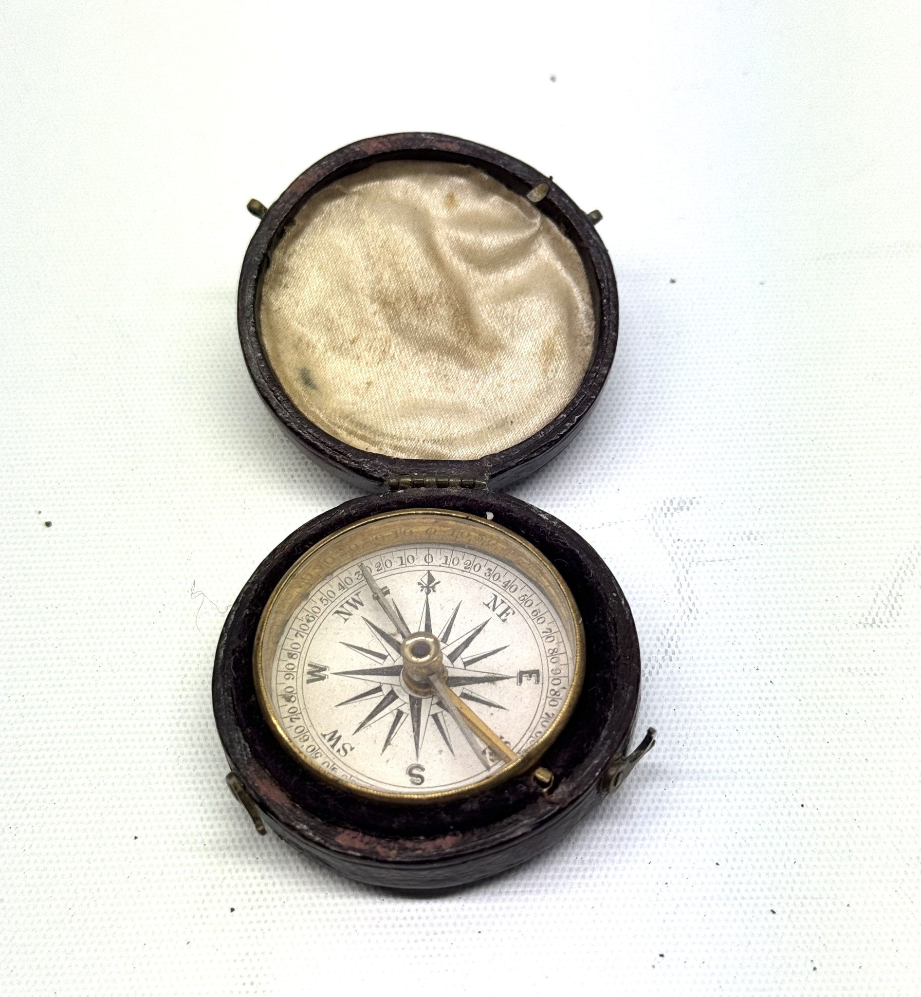 Small antique pocket compass