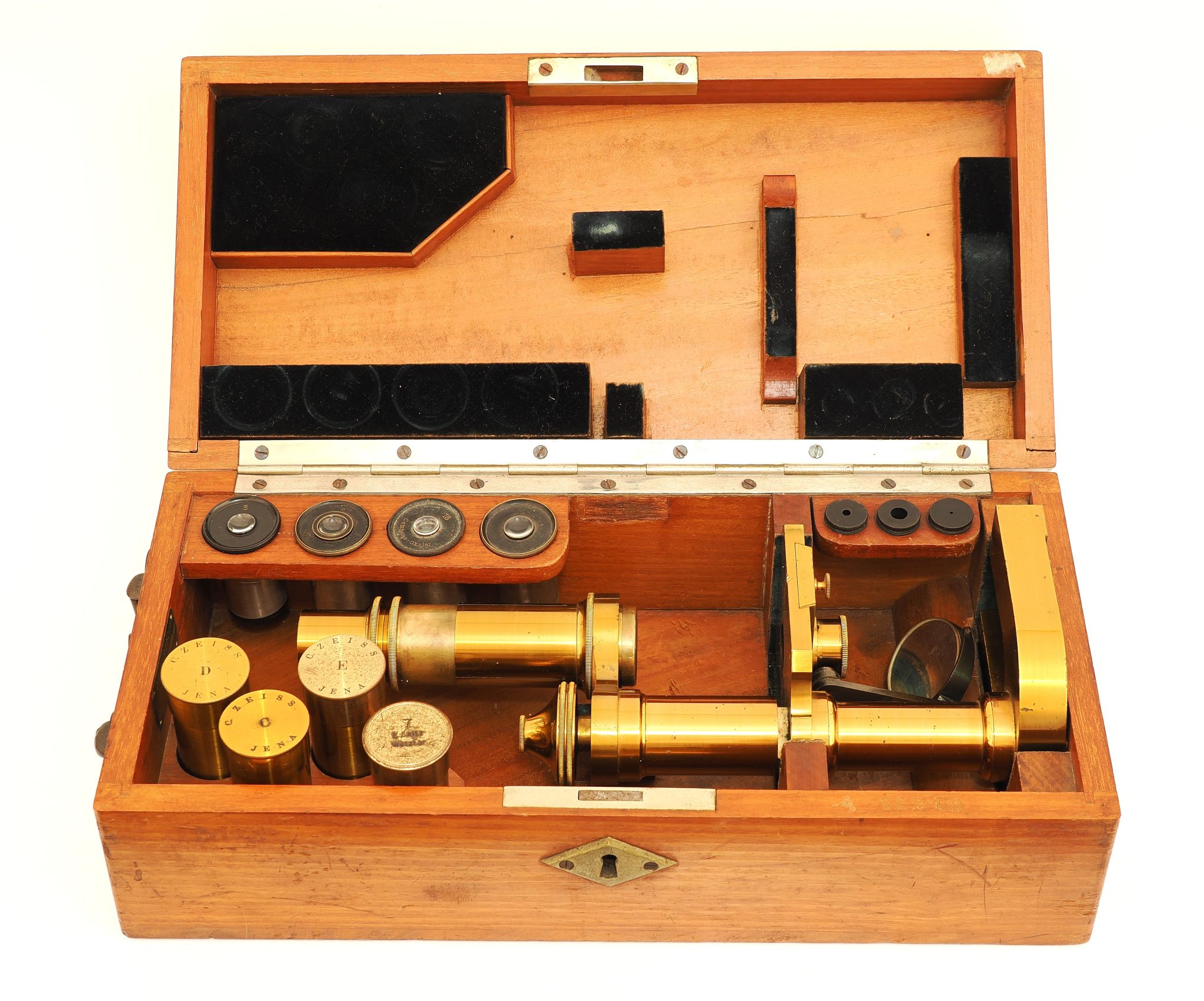 Early stand VIIa Zeiss microscope (1886)